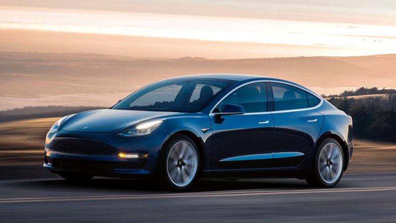 Llega a Madrid el coche más asequible de Tesla: el Model 3
