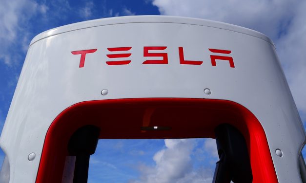 Tesla comenzará a construir vehículos autónomos a bajo coste