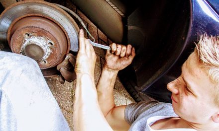 Qué problemas puede acarrear arreglar un coche en un taller ilegal
