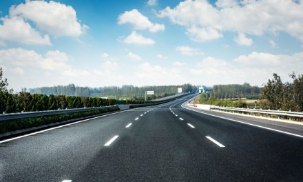 Conduce de forma segura en autopistas y autovías