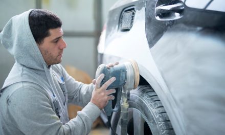 Arañazos en la carrocería, por qué aparecen y cómo se reparan de verdad en un taller